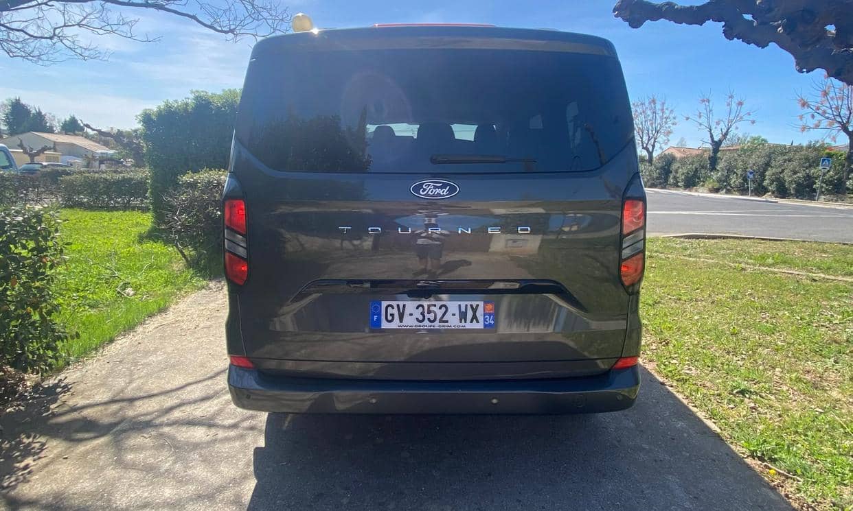 Ford TOURNEO — photo 3
