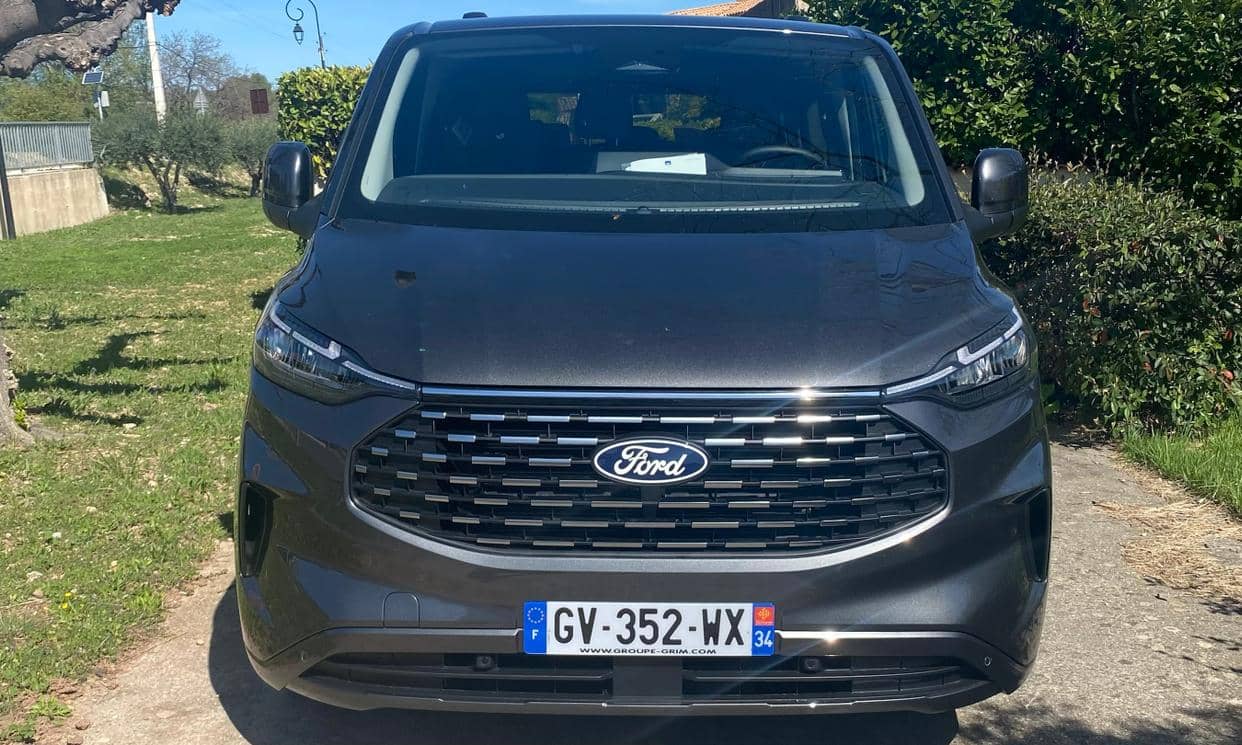 Ford TOURNEO — photo 6
