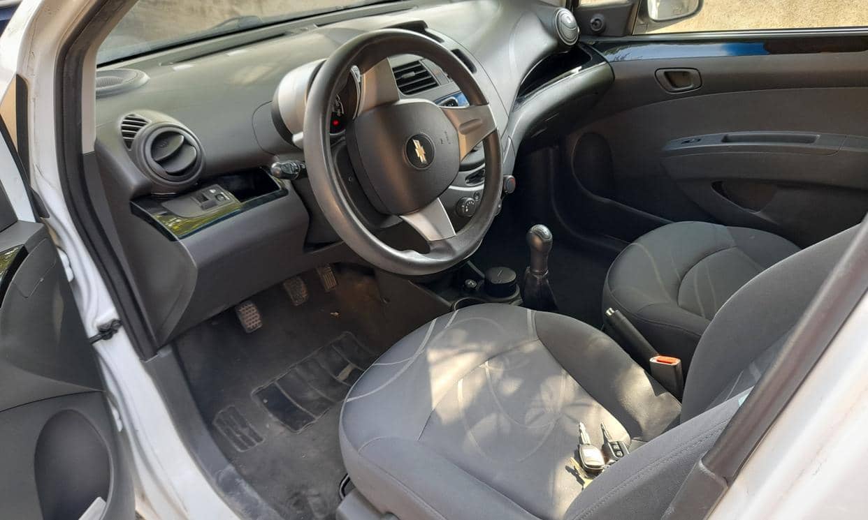 Chevrolet SPARK — photo 2
