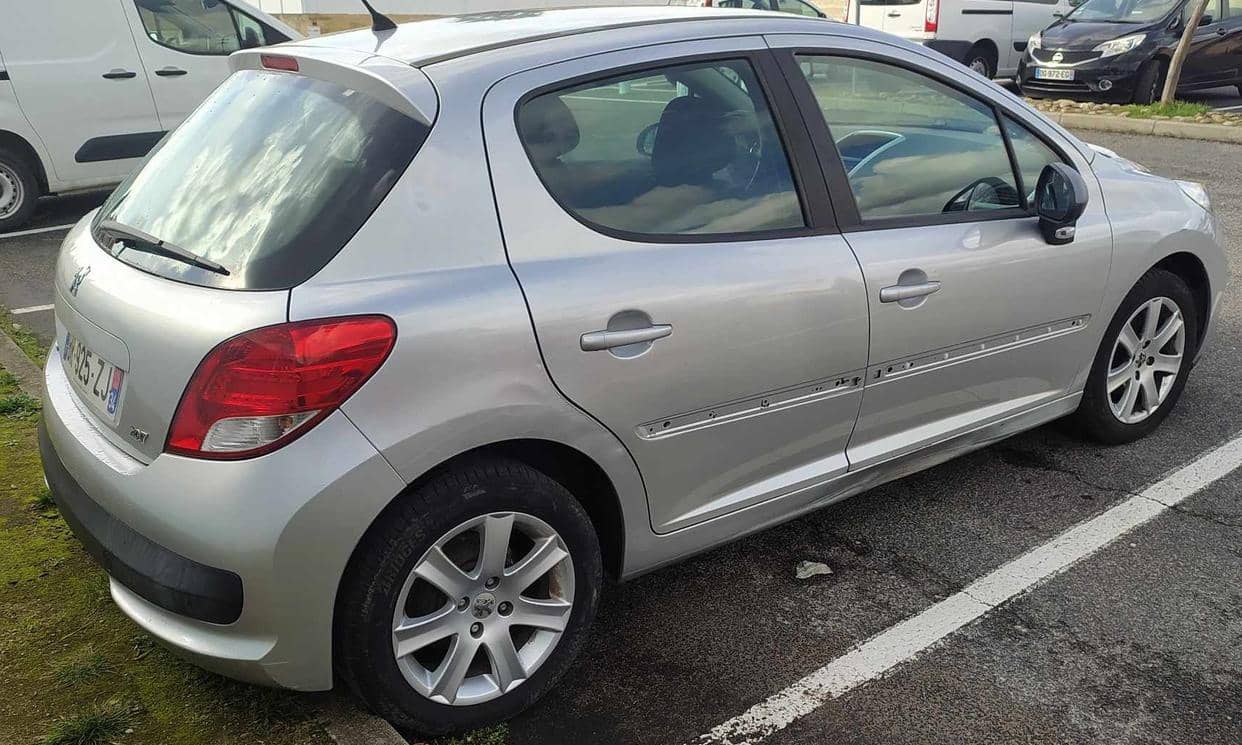 Peugeot 207 — photo 4