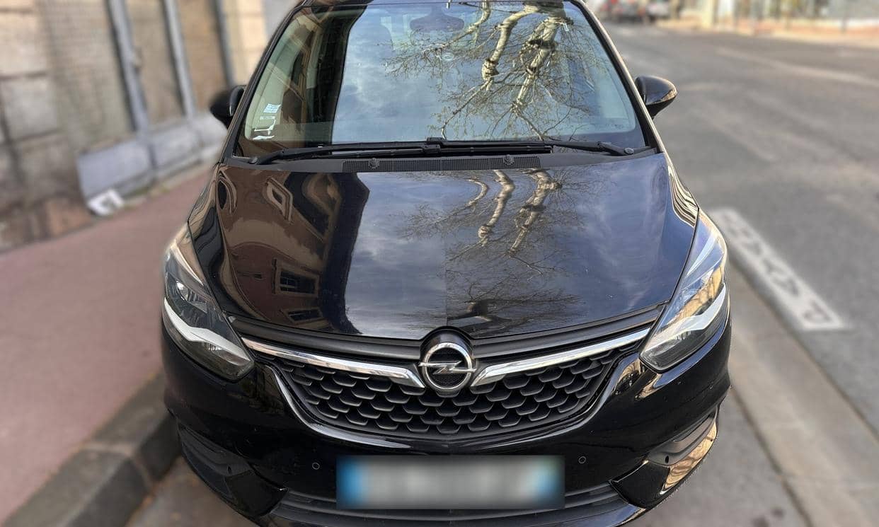 Opel ZAFIRA — photo 2