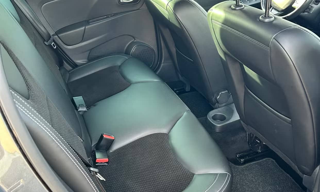 Renault CLIO IV — photo 5