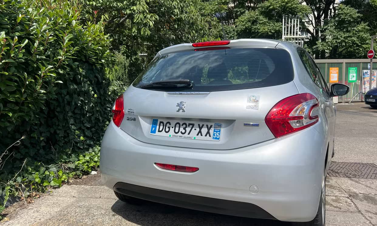 Peugeot 208 — photo 6