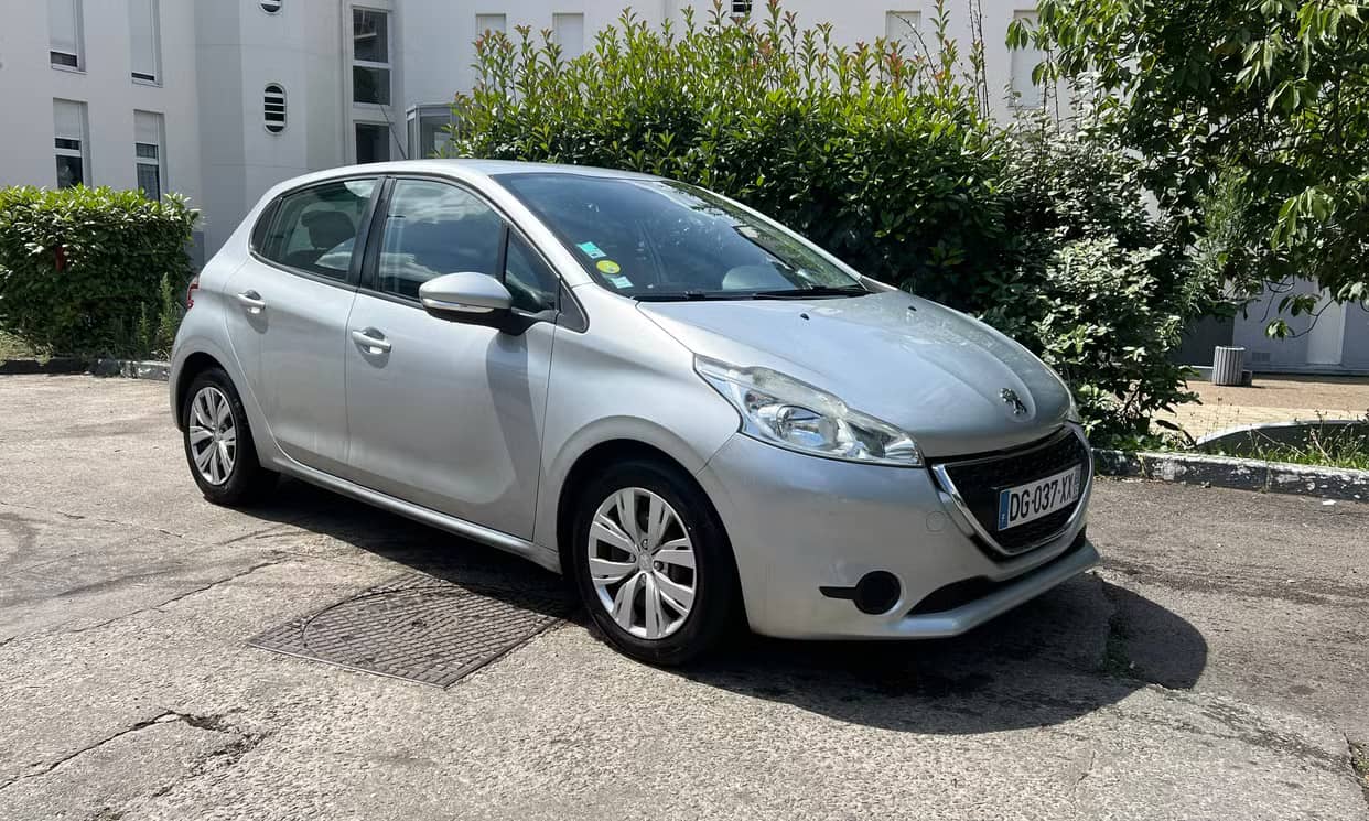Peugeot 208 — photo 7