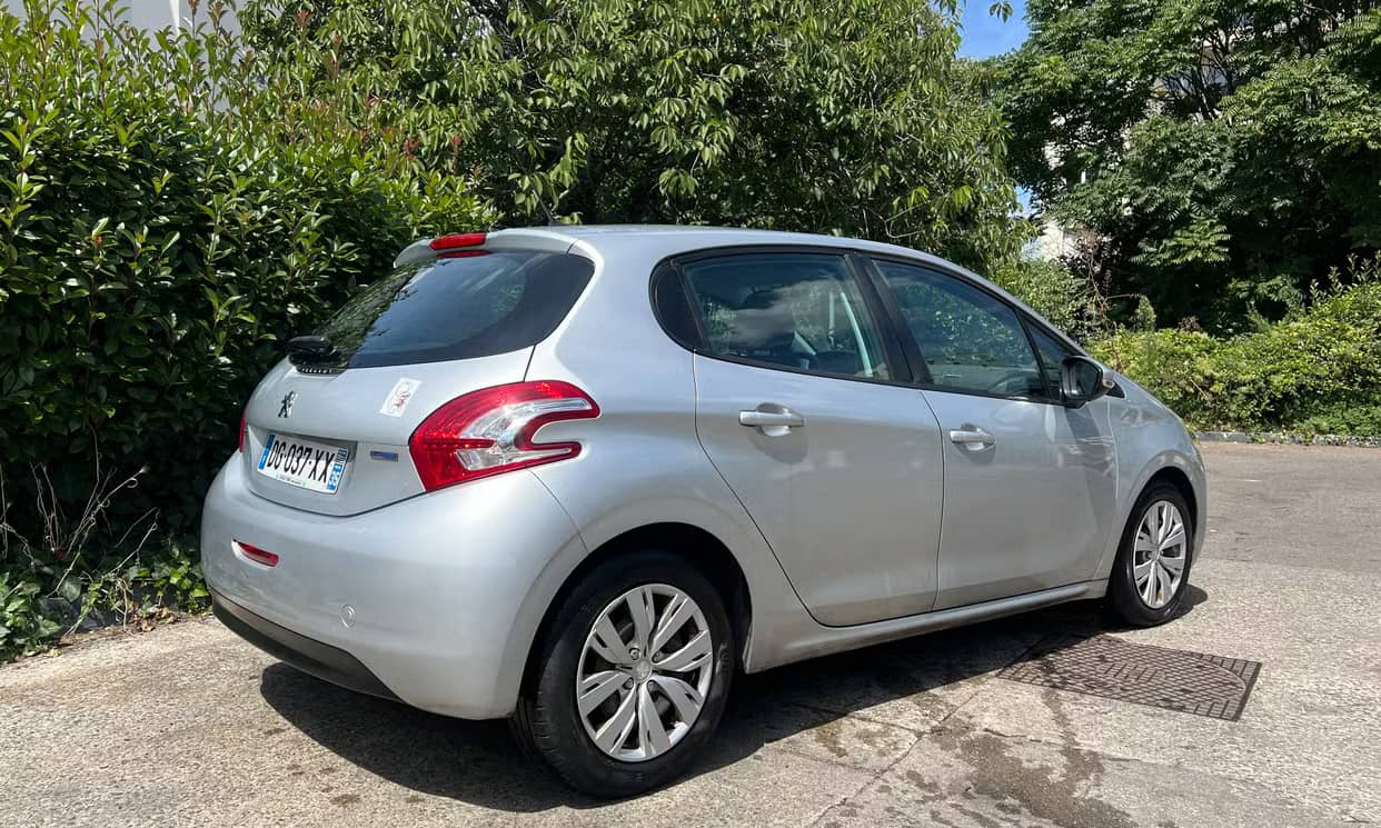 Peugeot 208 — photo 5