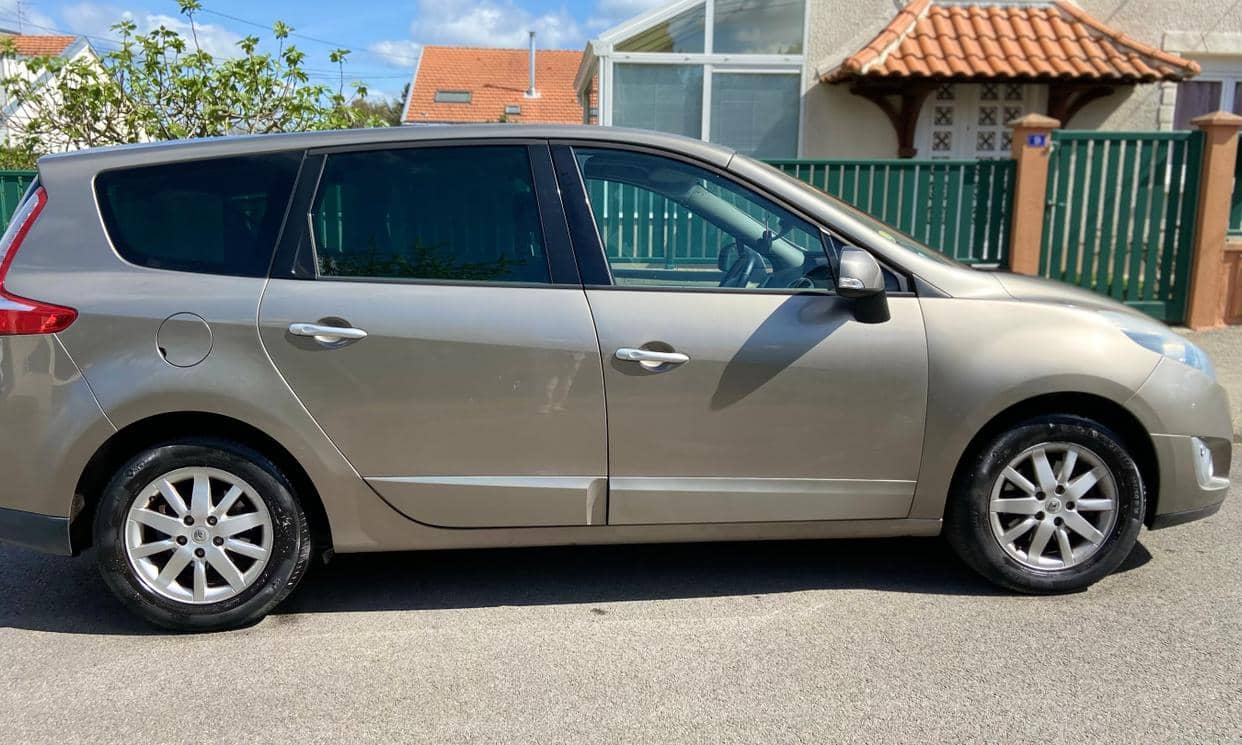 Renault GRAND SCENIC III — photo 2