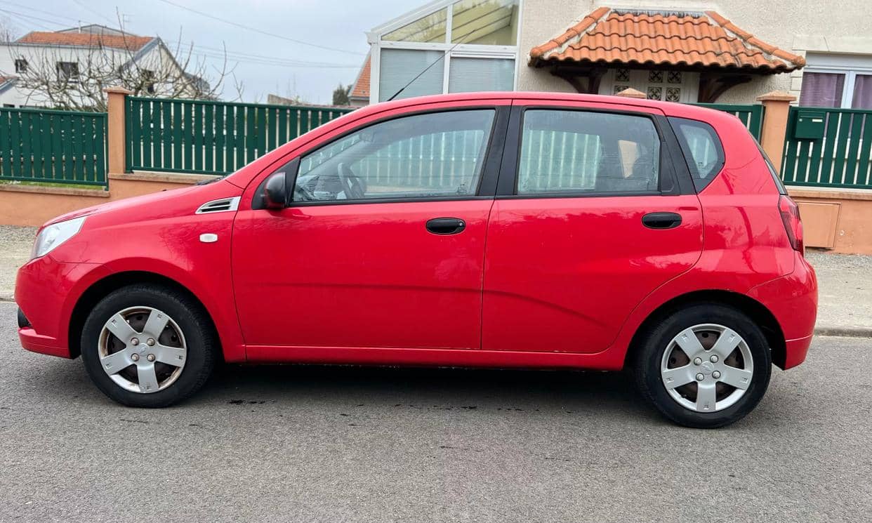 Chevrolet AVEO — photo 2