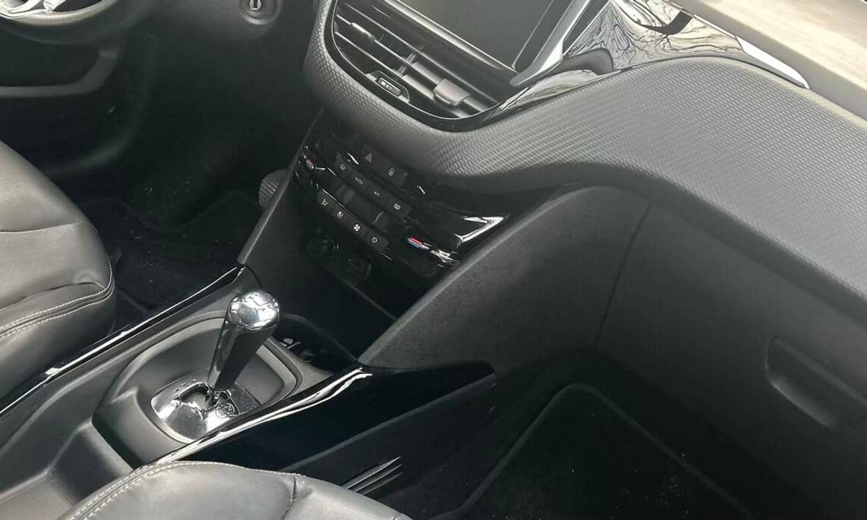 Peugeot 2008 — photo 7