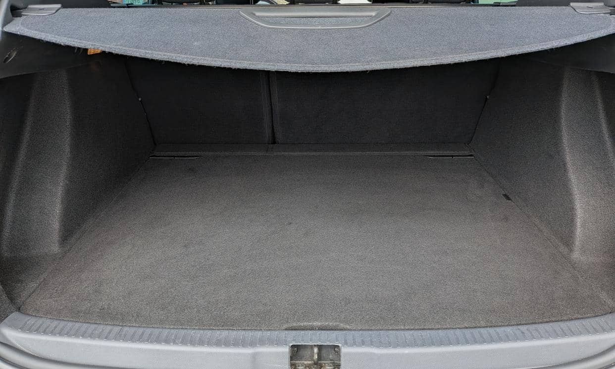 Renault CLIO IV — photo 10