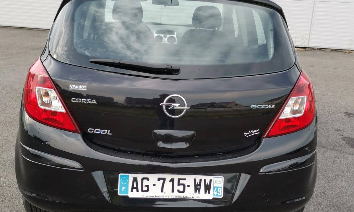 Opel CORSA — photo 3