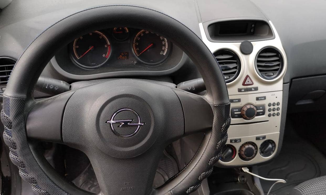 Opel CORSA — photo 4