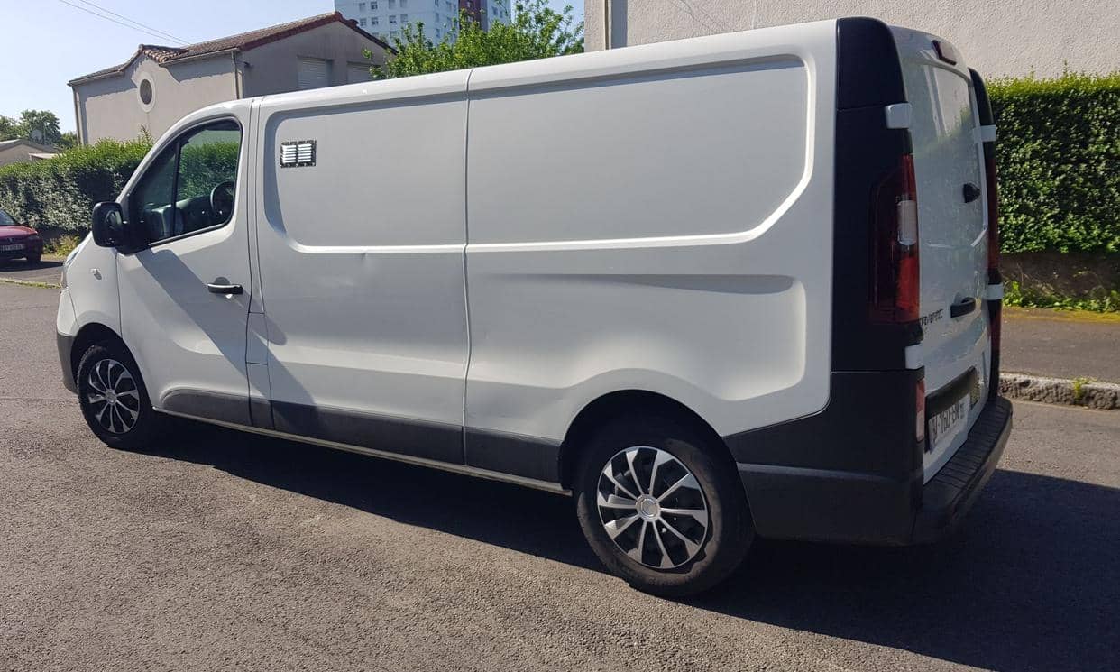 Renault TRAFIC III — photo 4