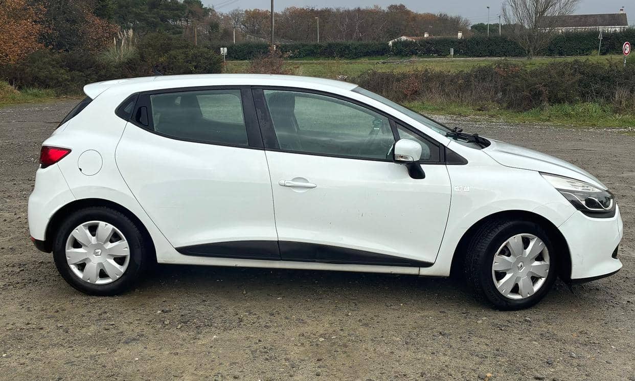 Renault CLIO IV SOCIETE — photo 3