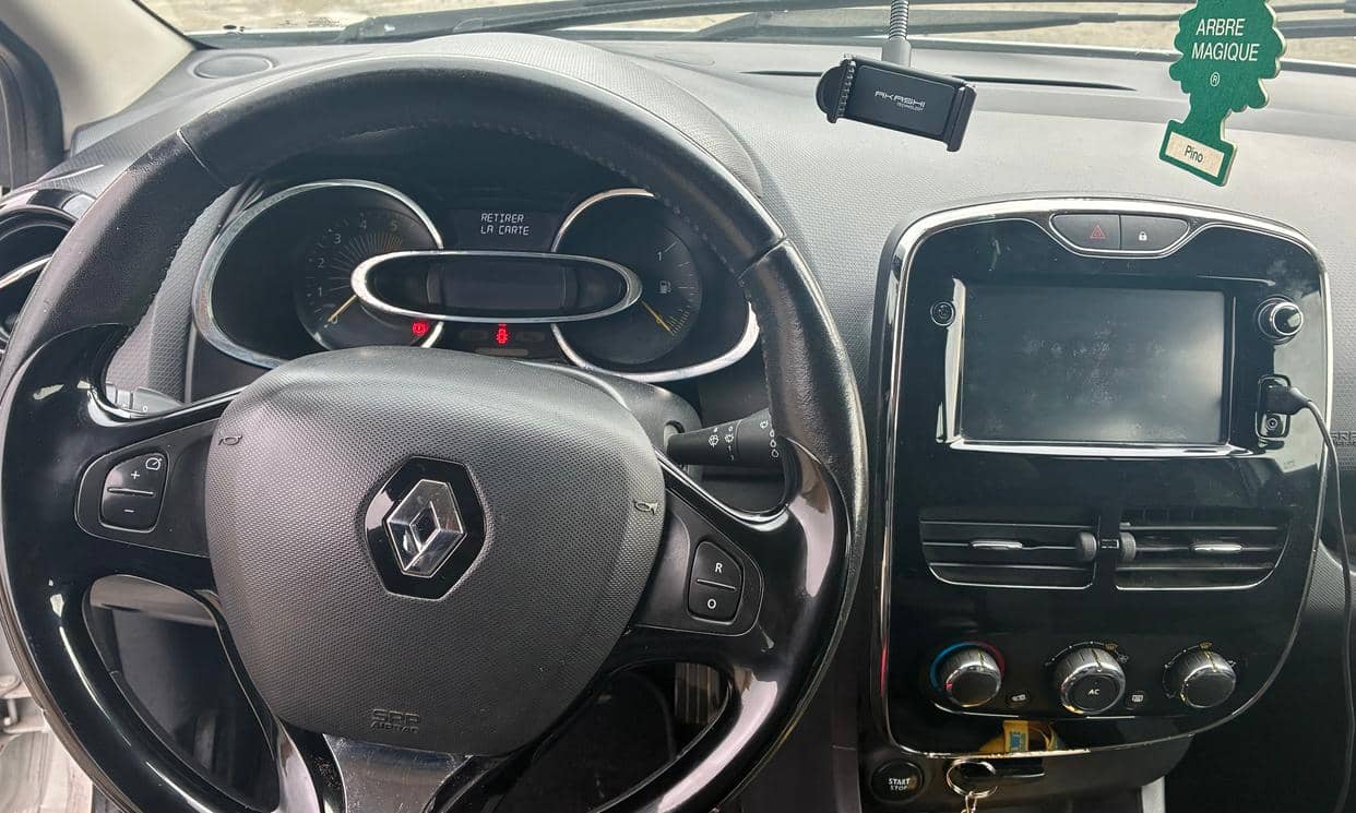 Renault CLIO IV SOCIETE — photo 9