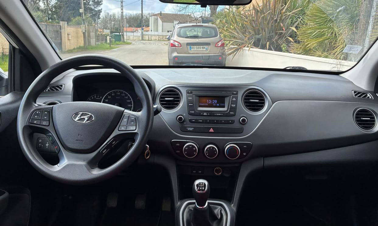 Hyundai i10 — photo 5