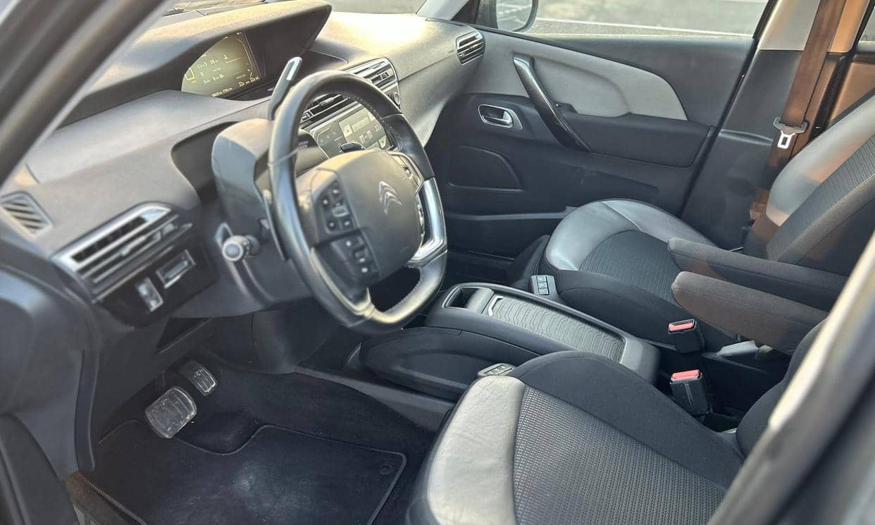 Citroen GRAND C4 PICASSO — photo 7