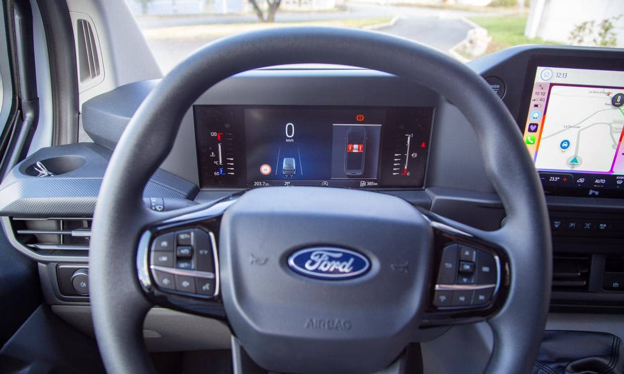 Ford TRANSIT — photo 12
