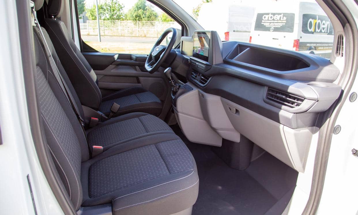 Ford TRANSIT — photo 11