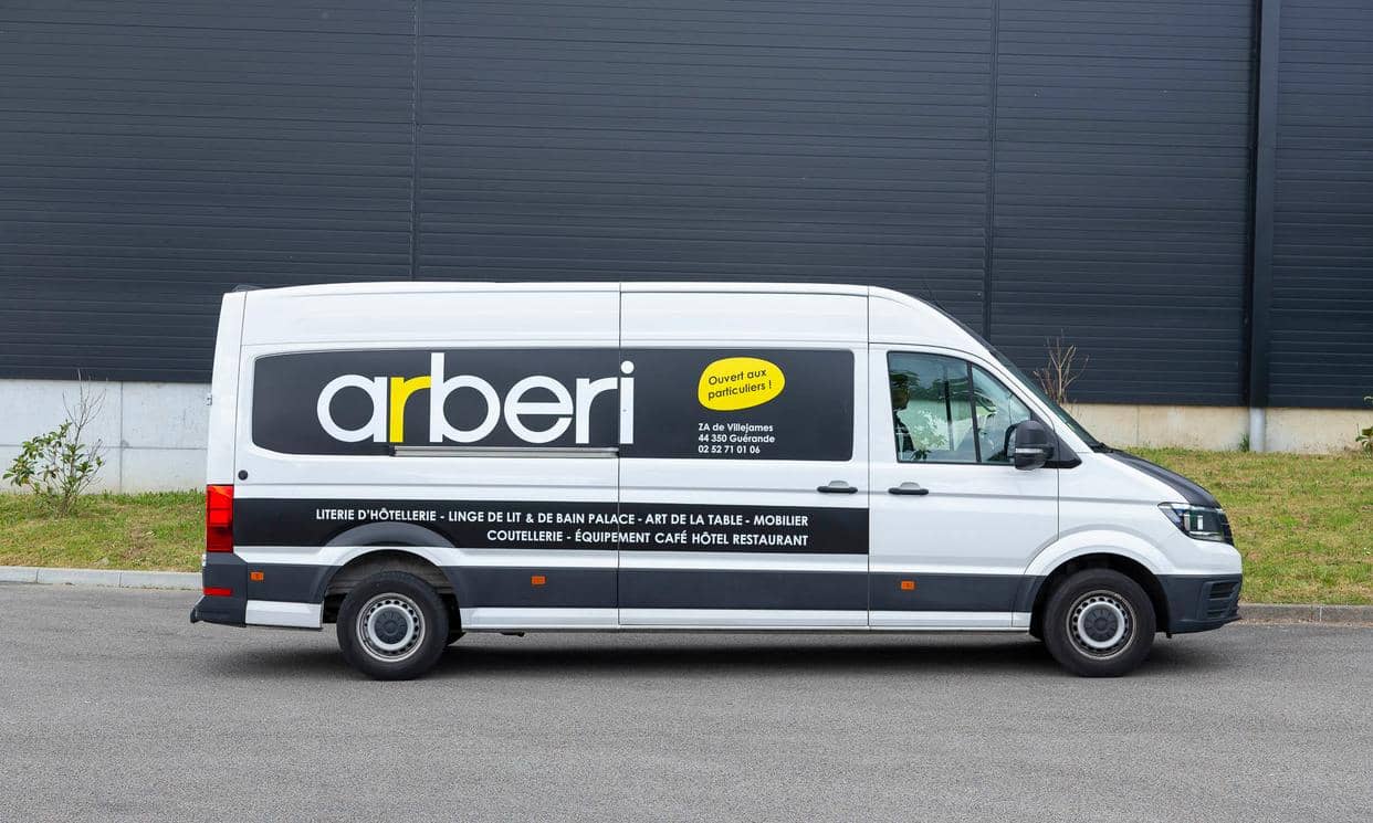 Volkswagen CRAFTER — photo 2