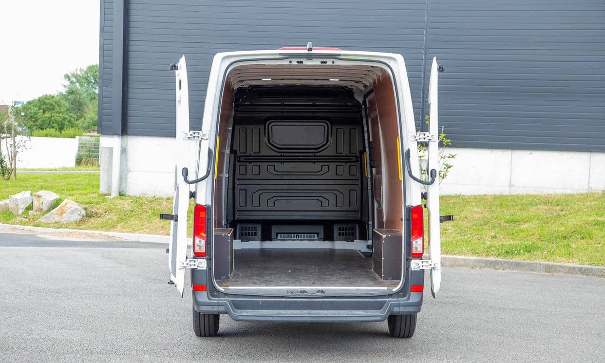 Volkswagen CRAFTER — photo 4