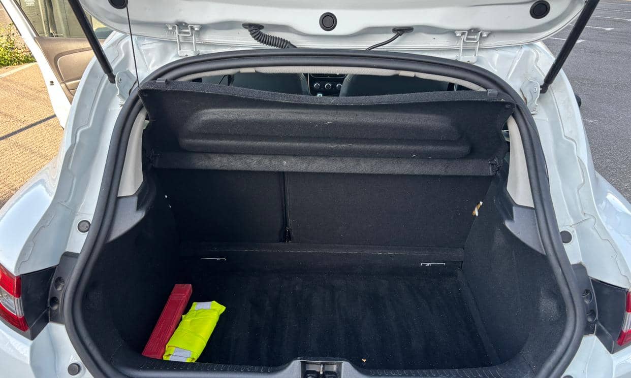 Renault CLIO IV — photo 7