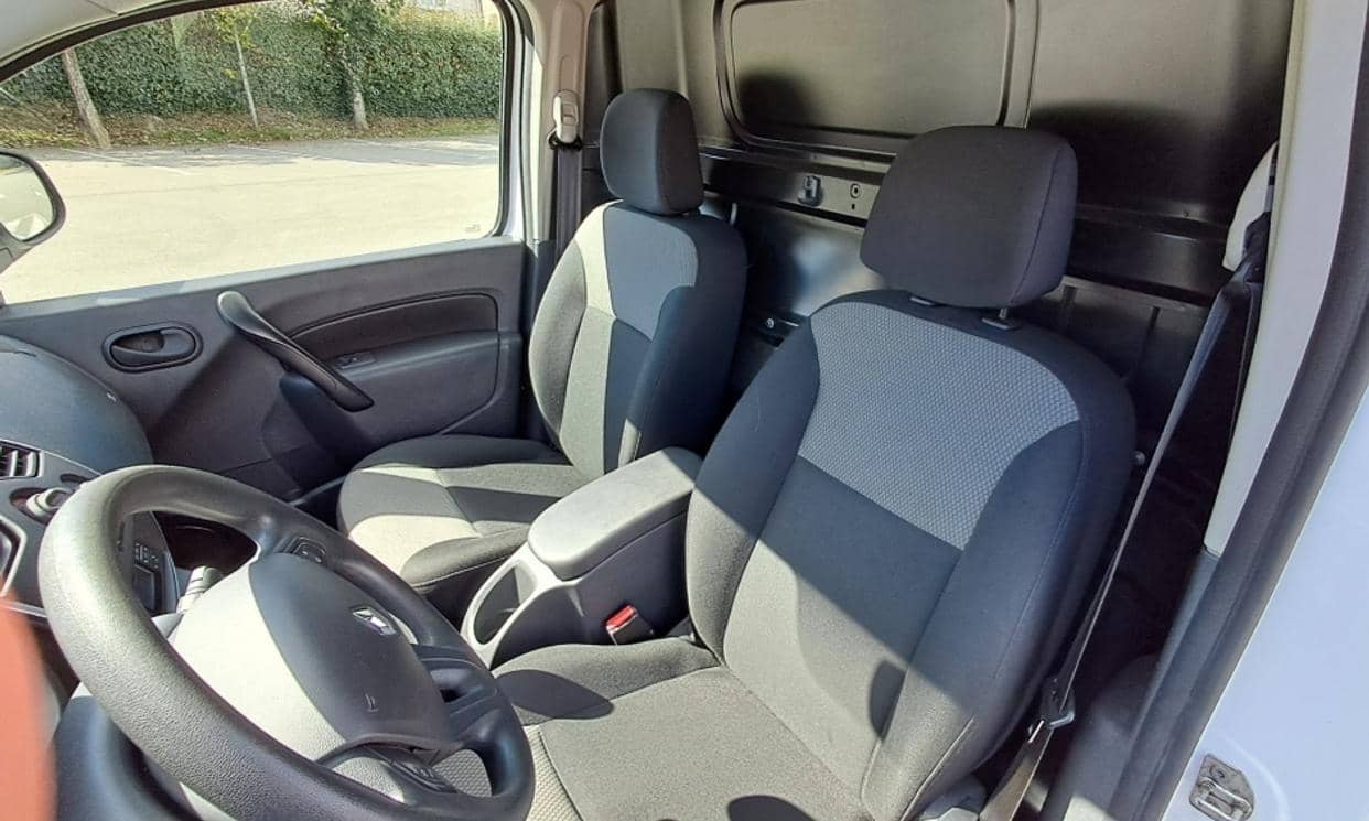 Renault KANGOO EXPRESS II — photo 7