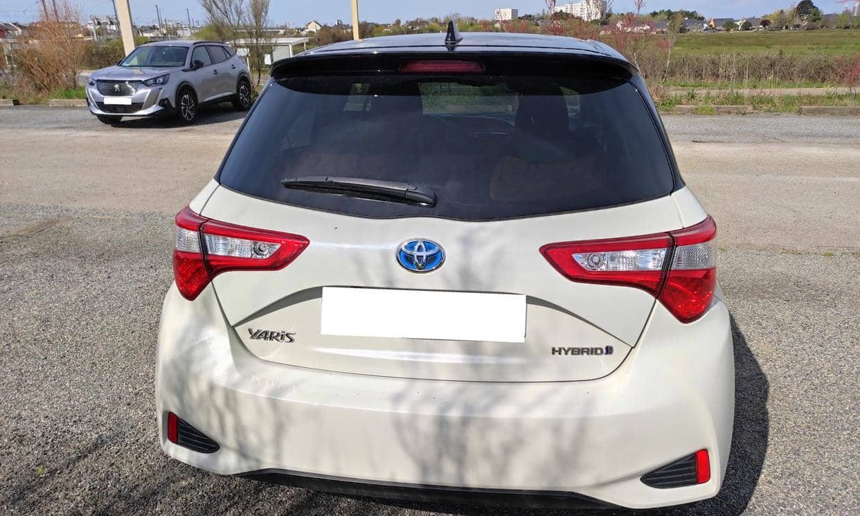 Toyota YARIS — photo 5