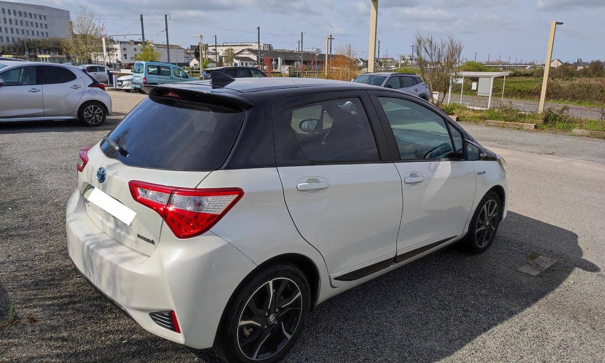 Toyota YARIS — photo 6