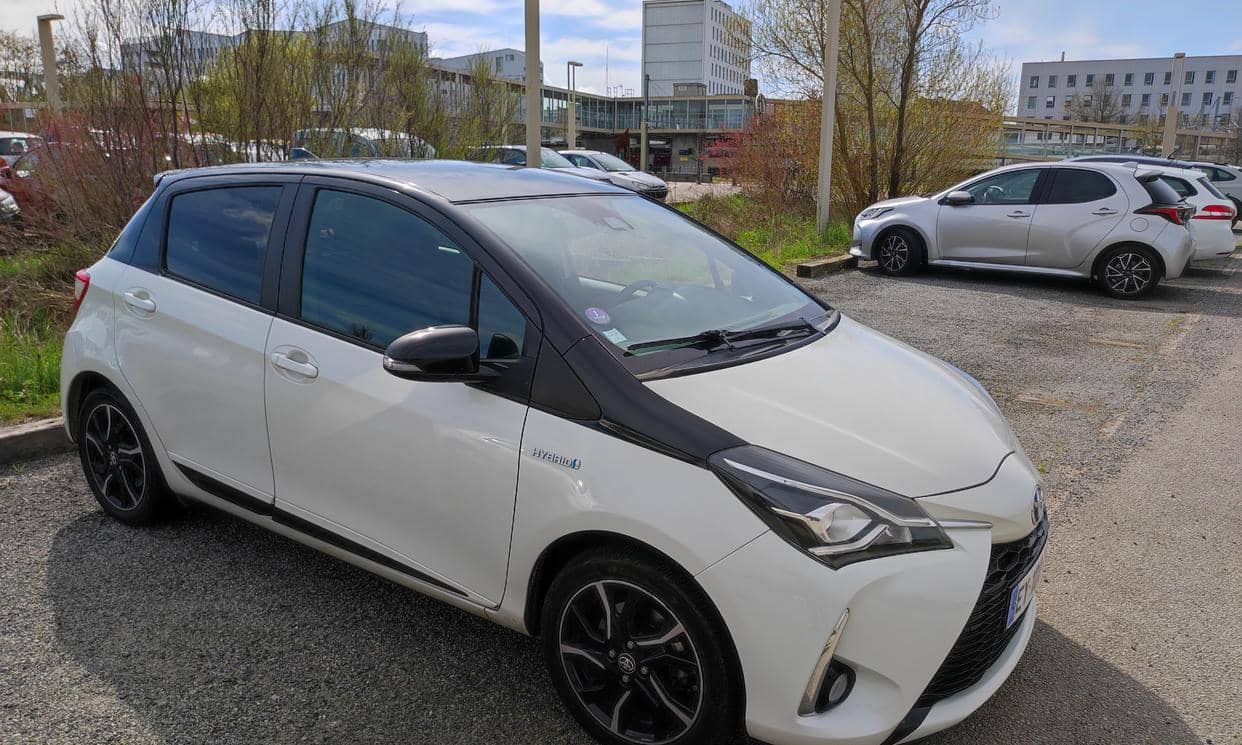 Toyota YARIS — photo 8