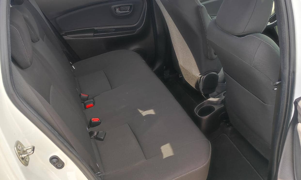Toyota YARIS — photo 13