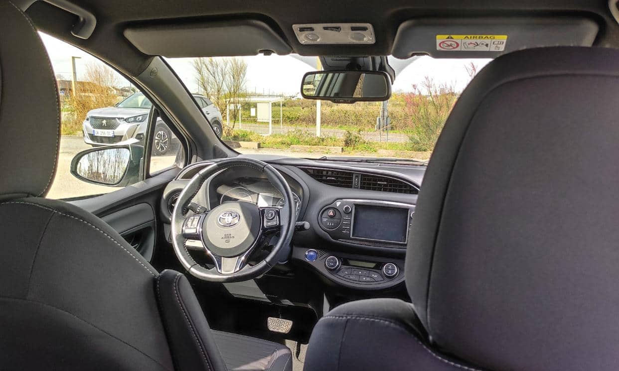 Toyota YARIS — photo 15