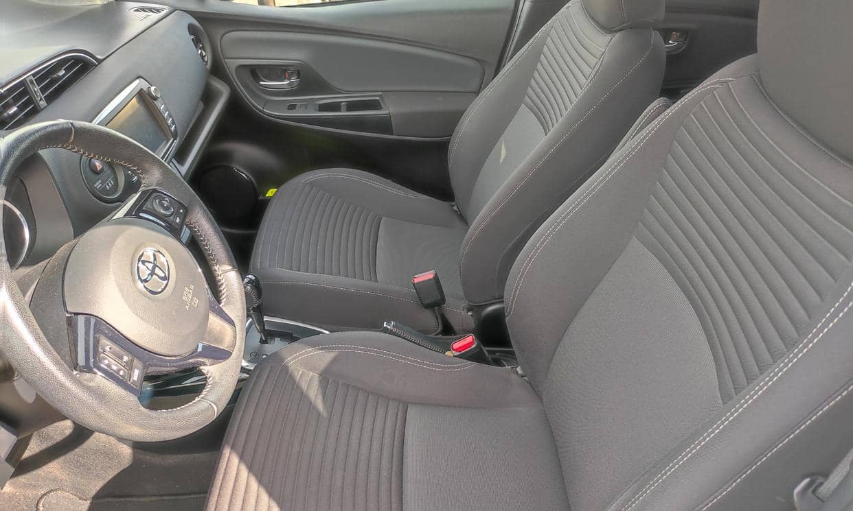Toyota YARIS — photo 17