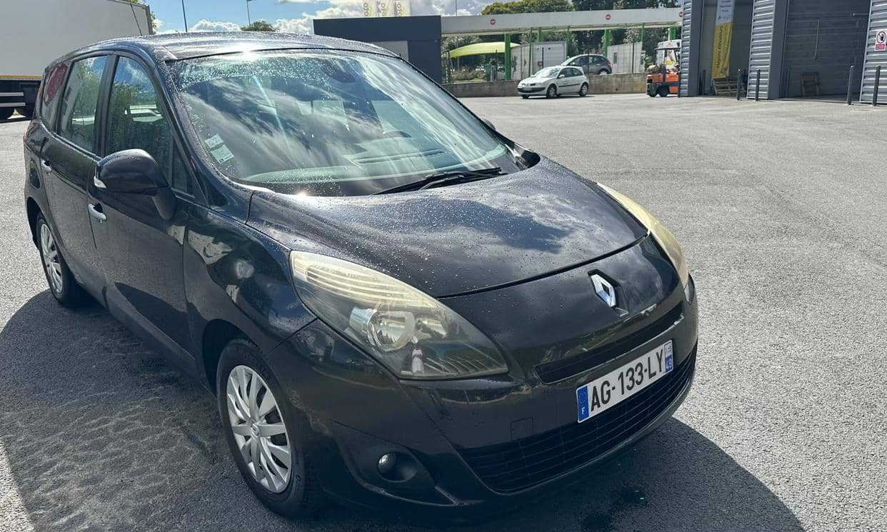 Renault GRAND SCENIC III — photo 2