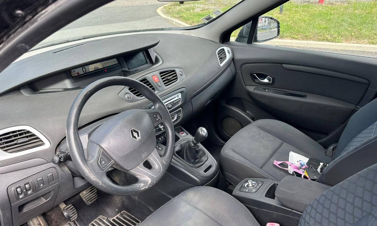 Renault GRAND SCENIC III — photo 10