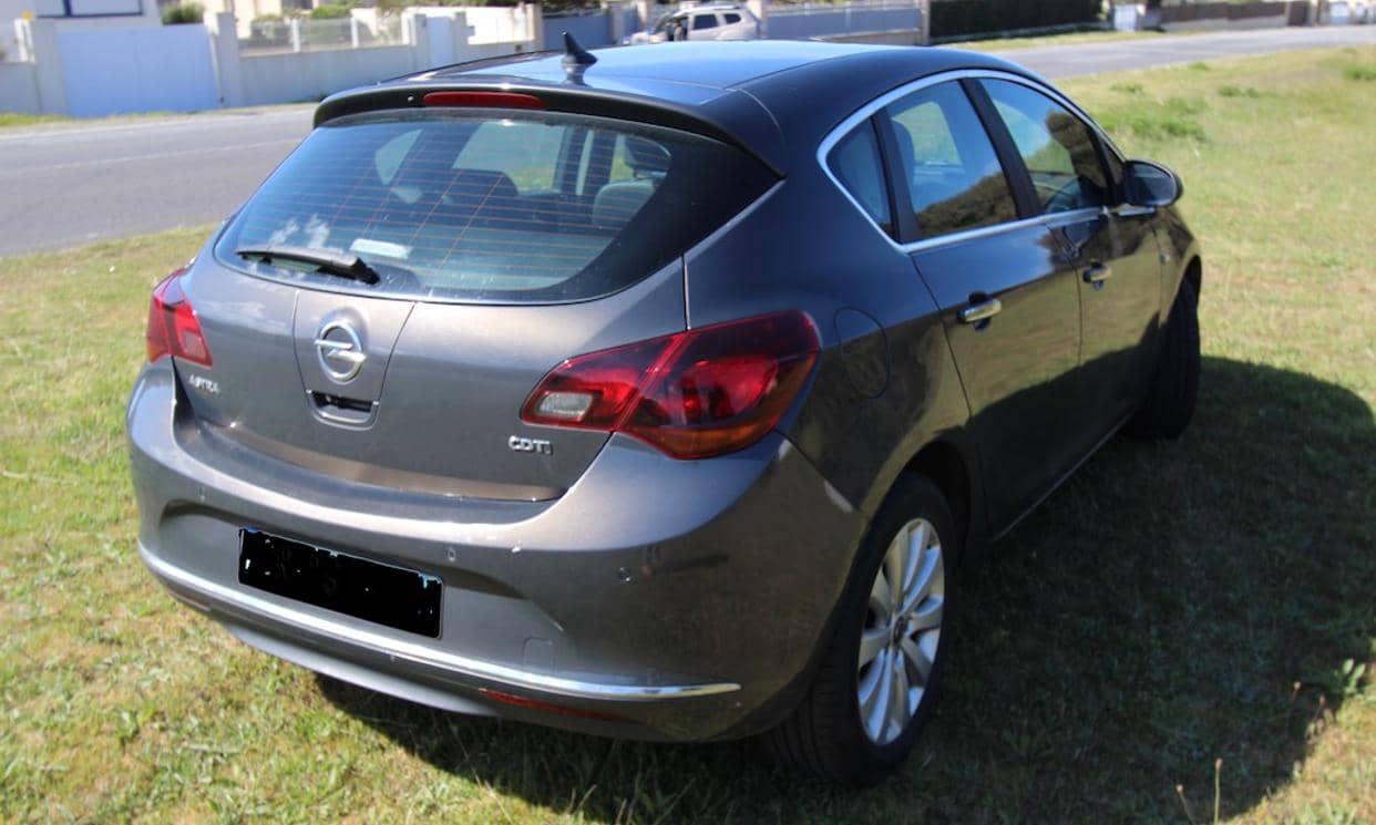 Opel ASTRA — photo 3