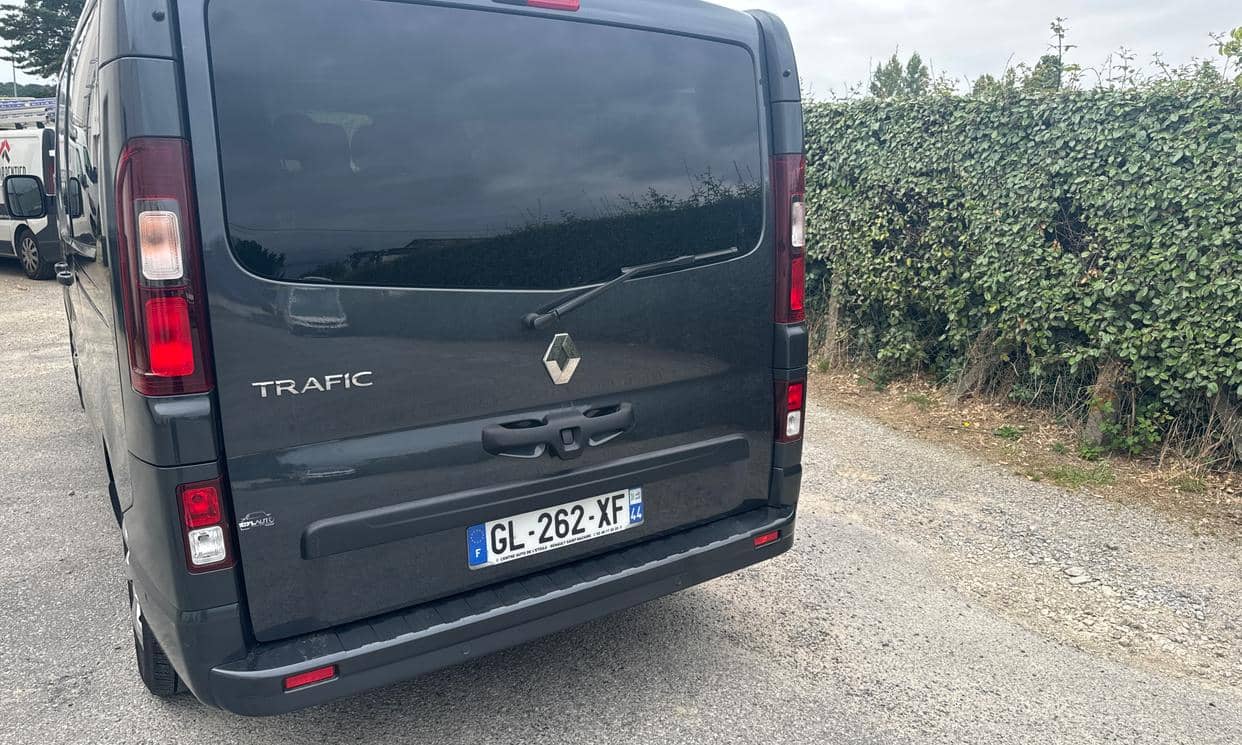 Renault TRAFIC III — photo 9
