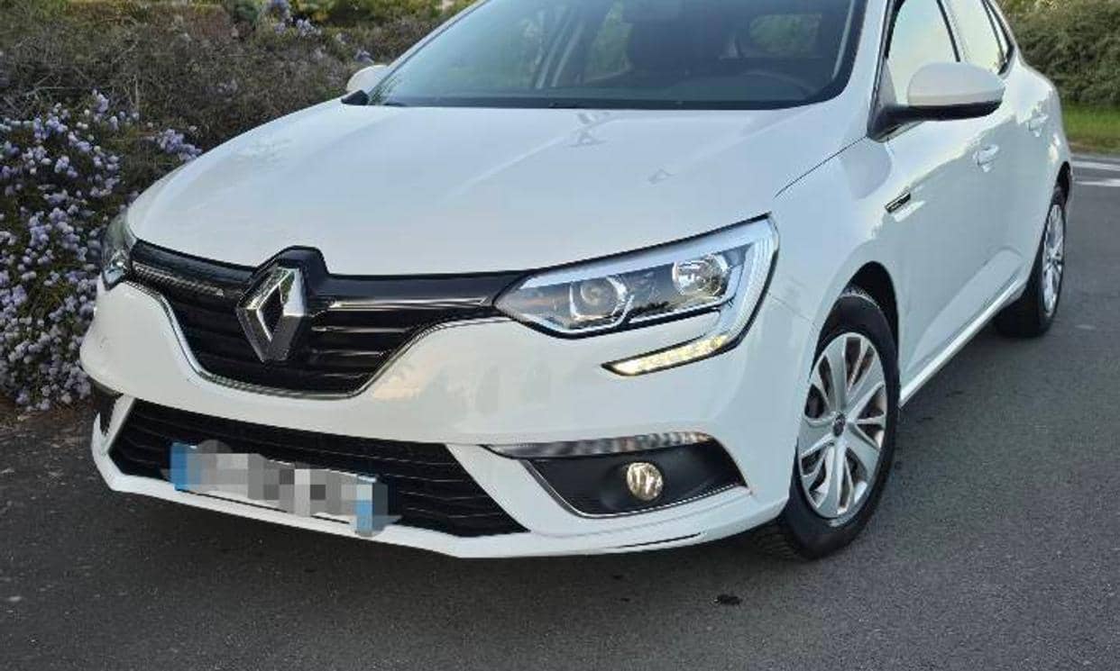 Renault MEGANE IV SOCIETE — photo 18