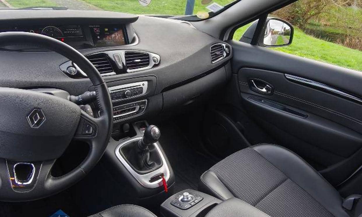 Renault GRAND SCENIC III — photo 6