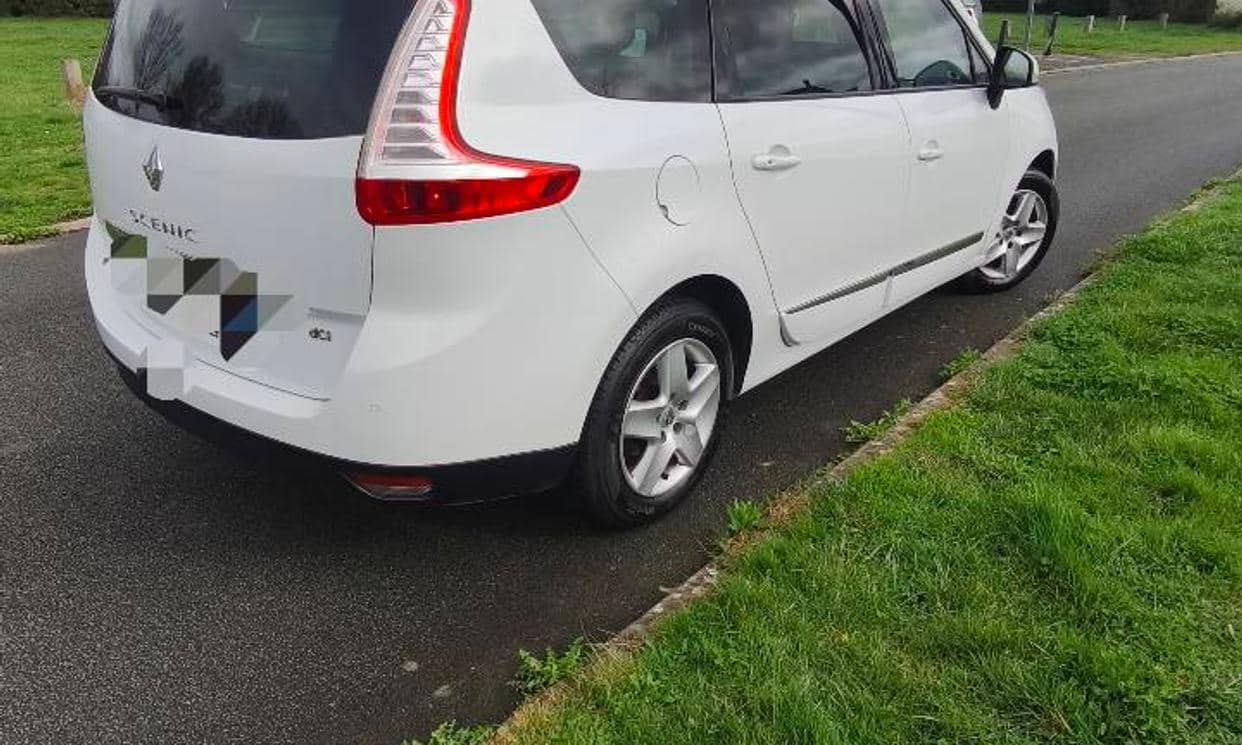 Renault GRAND SCENIC III — photo 8