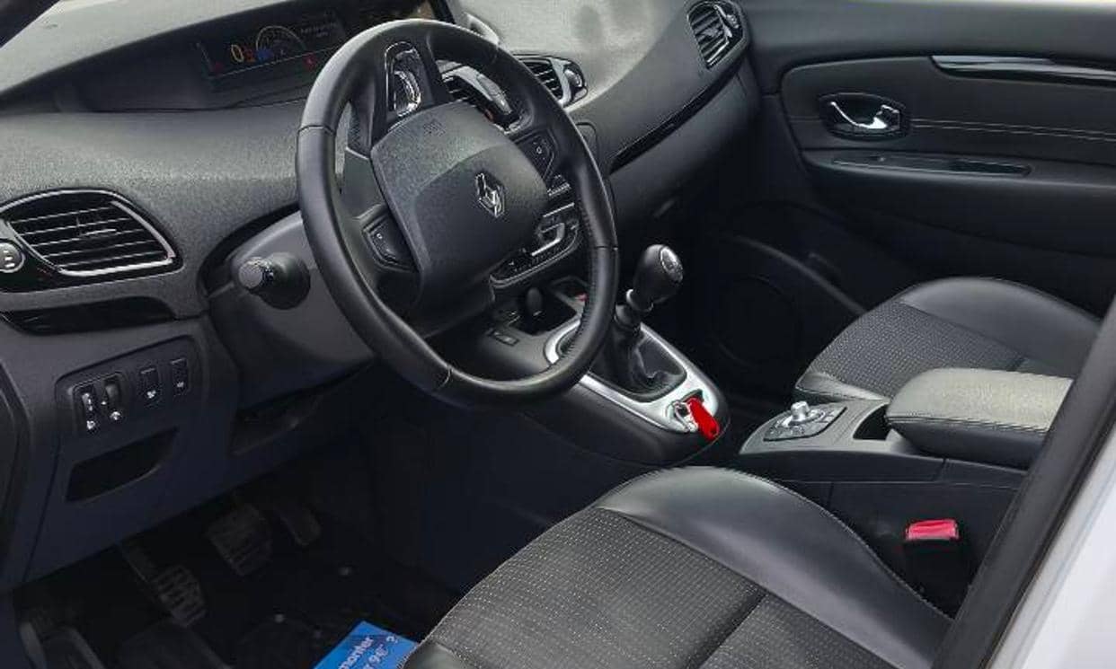 Renault GRAND SCENIC III — photo 20