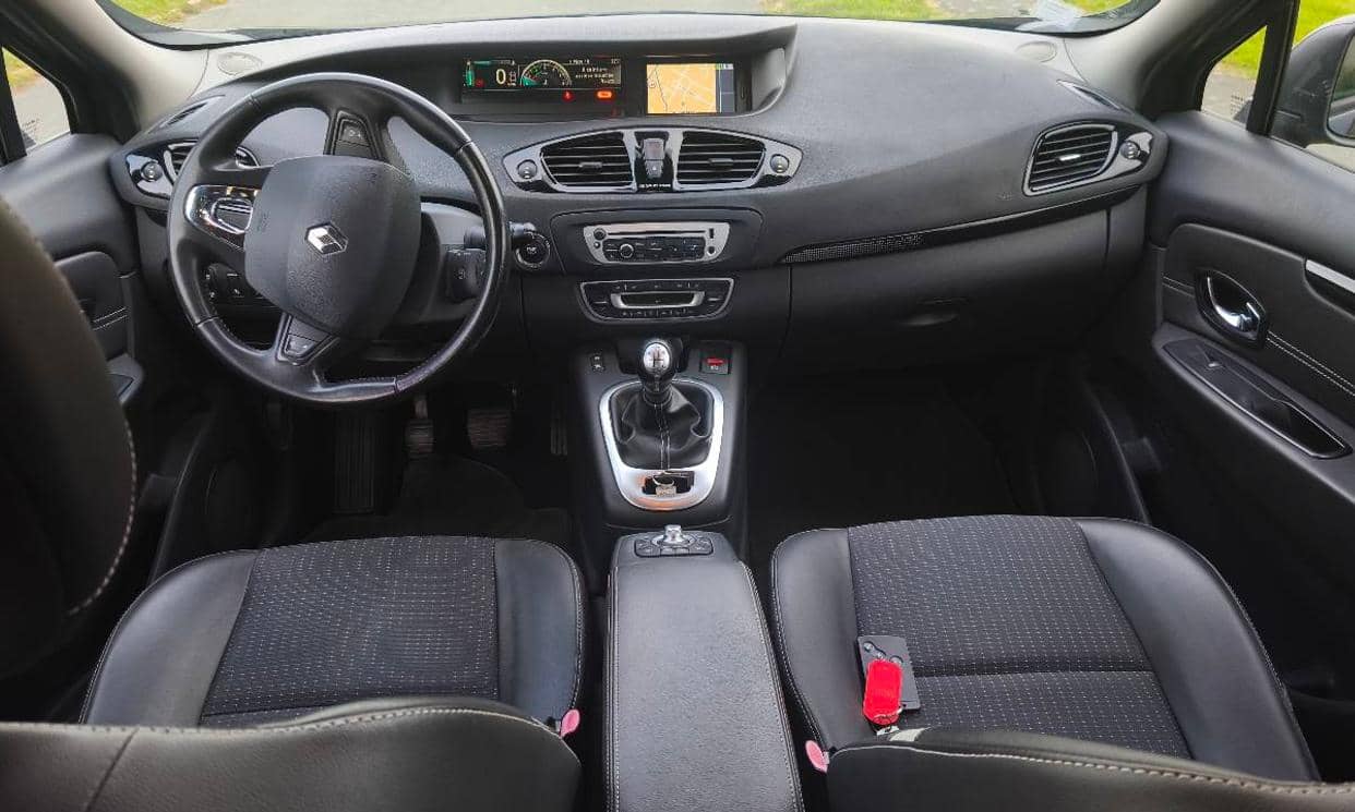 Renault SCENIC III — photo 8
