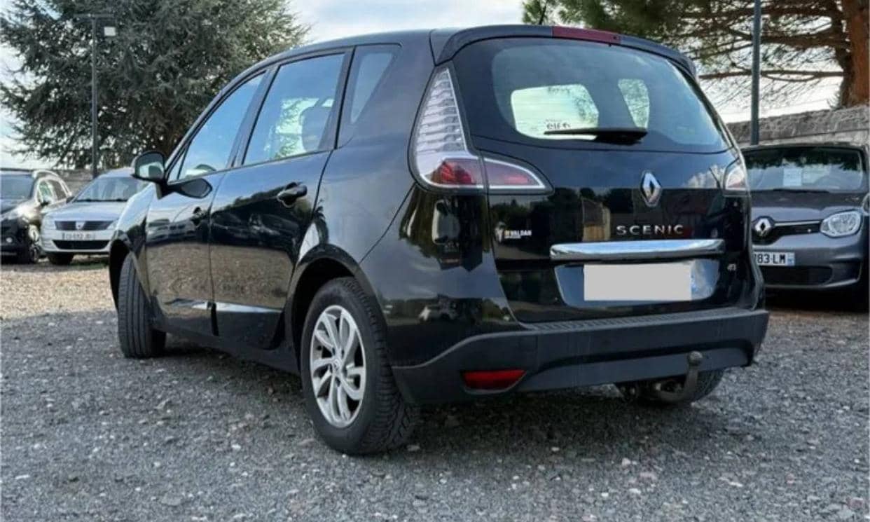 Renault SCENIC III — photo 11