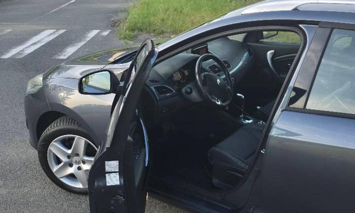 Renault MEGANE III — photo 8
