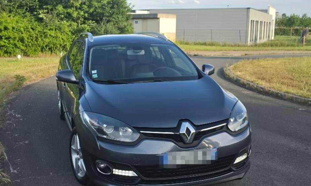 Renault MEGANE III — photo 7