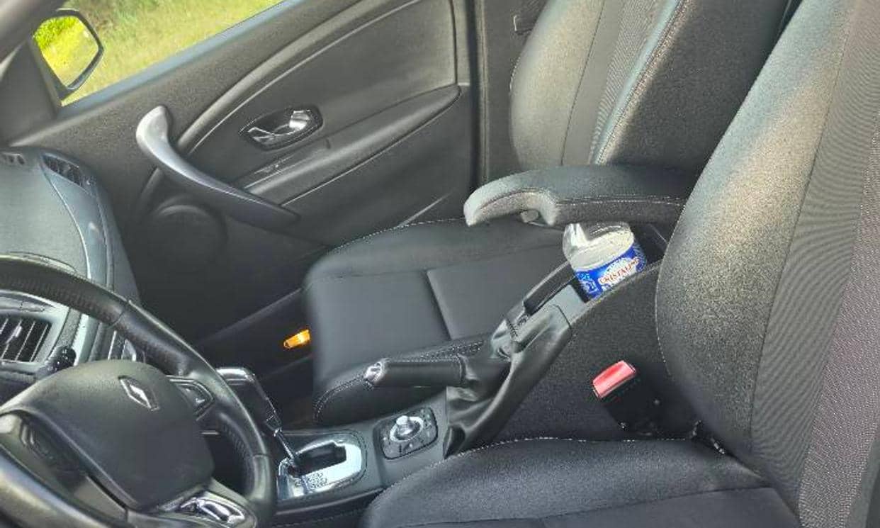 Renault MEGANE III — photo 11
