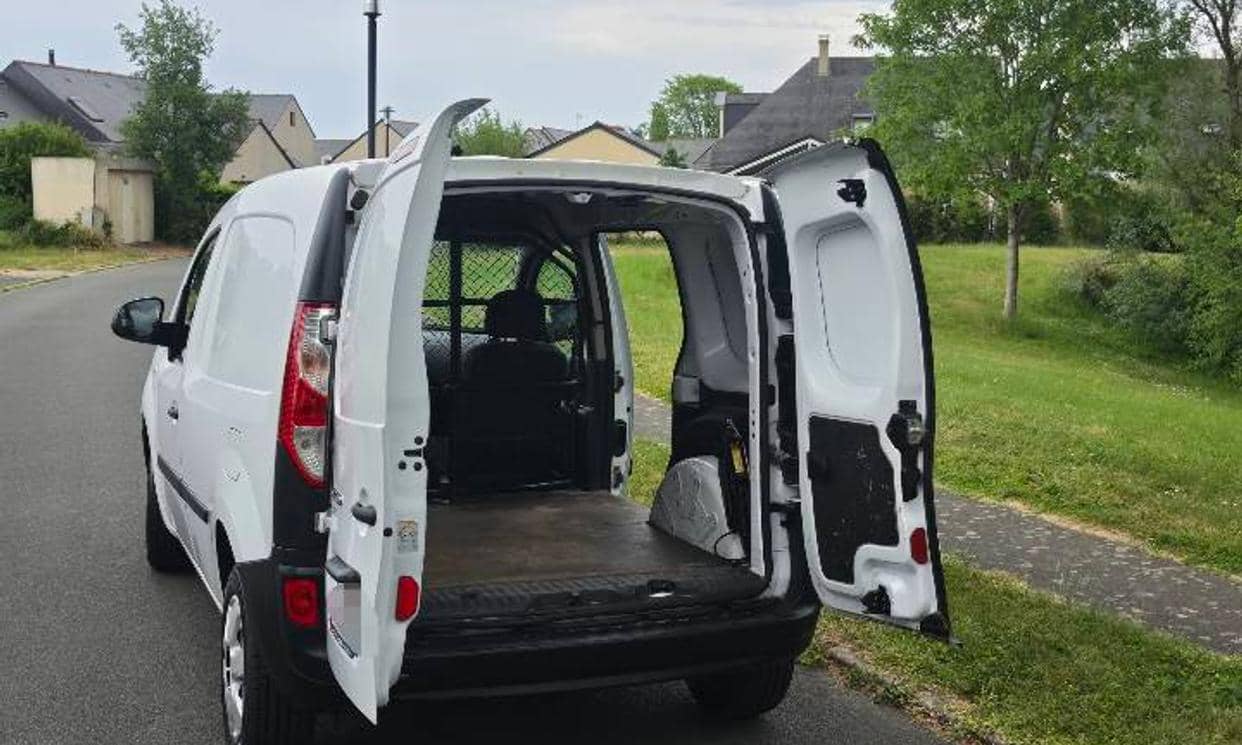 Renault KANGOO EXPRESS II — photo 10