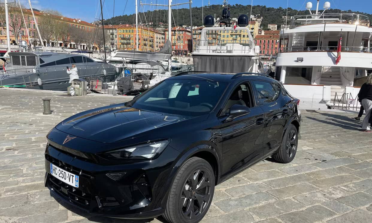 CUPRA FORMENTOR — photo 3