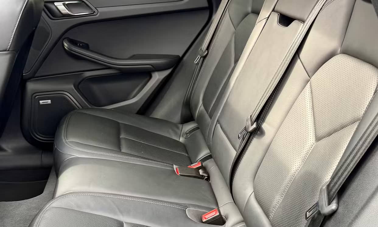 Porsche MACAN — photo 9