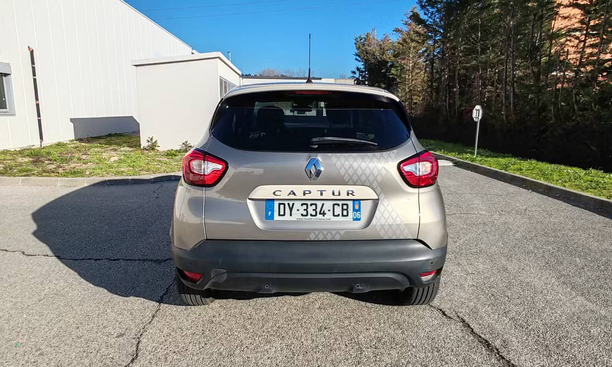 Renault CAPTUR — photo 9