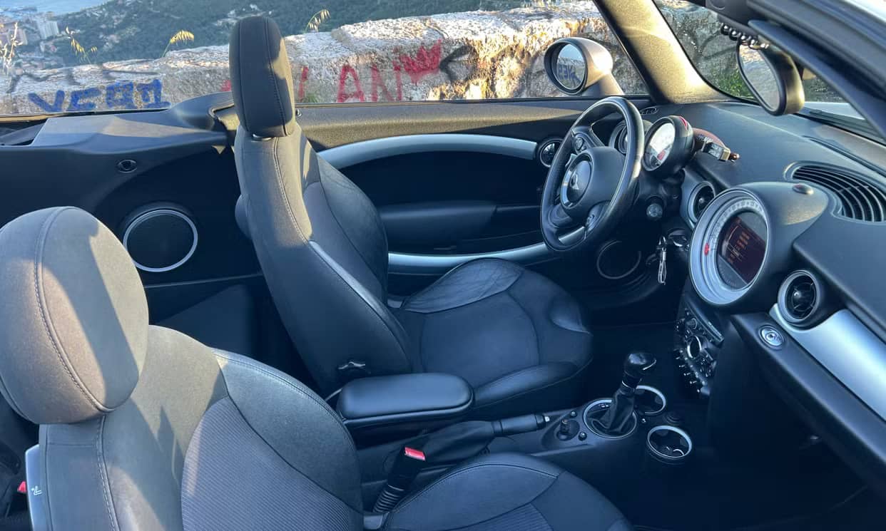 MINI CABRIOLET — photo 8